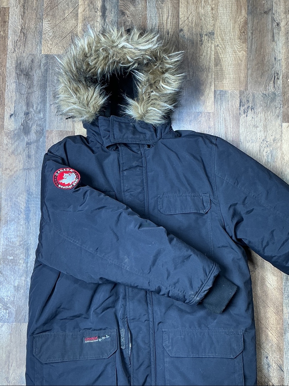 Canada Weather gear Black Men's Parka with Fur-Trim Hood